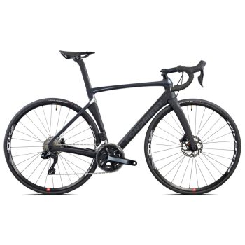   Kerékpár Fondriest Dardo Disc 105 Di2 szett, fekete, L-es vázméret, Fulcrum900-as tárcsafékes kerékkel, 2x12 sebességes