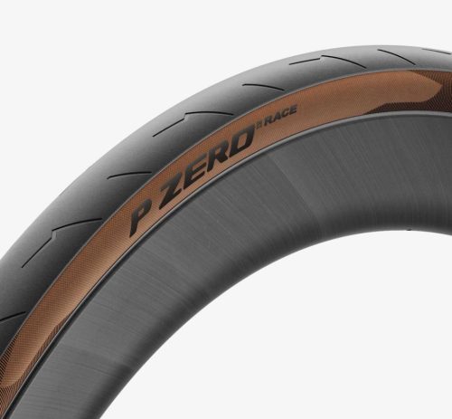 Külső Pirelli P ZERO™ Race CLASSIC, 127TPI, 26-622, “Made in Italy” BARNA/FEKETE